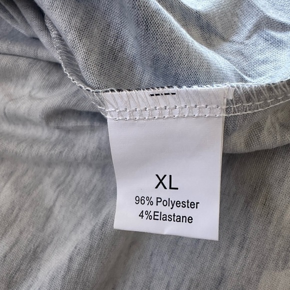 ❤️ Leopard Print and Black Women's Top Size XL New - Picture 3 of 5